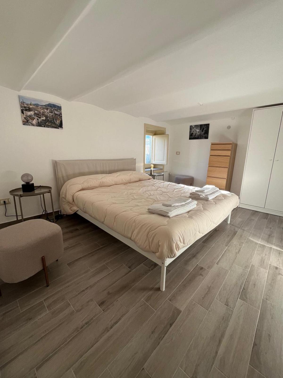 Casa Vacanze Da Ruggero Al Massimo パレルモ エクステリア 写真